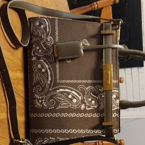 Paisley Patterned Womens Purse in Olive Green and White